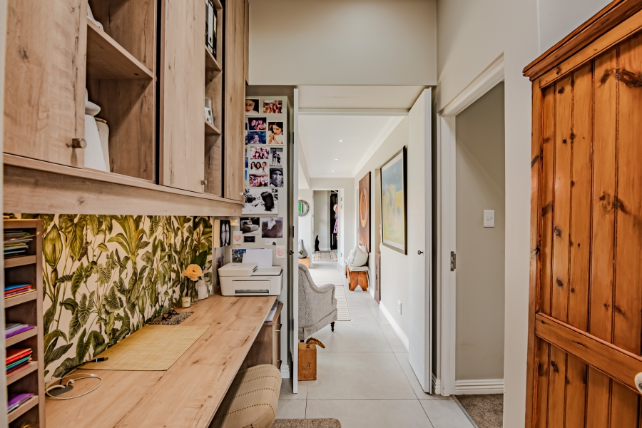4 Bedroom Property for Sale in Pecanwood Estate North West